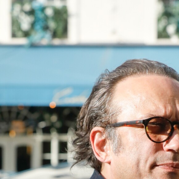 Vincent Perez - Arrivées aux obsèques de Marie Laforêt en l'église Saint-Eustache à Paris. Le 7 novembre 2019.