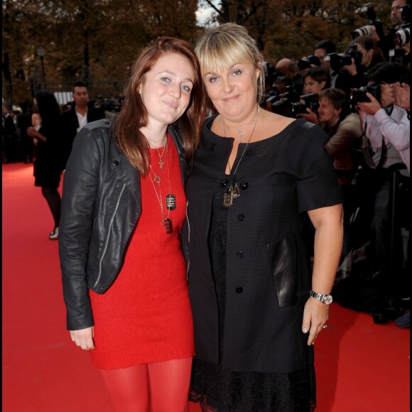 Valérie Damidot et sa fille Roxane - Université Paris Descartes. Le 1er octobre 2009.