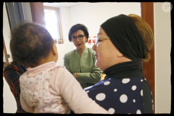 Exclusif - Rachida Dati - Déplacement de Rachida Dati sur des thématiques liées à l'Enfance et à la Famille à Paris à la Maison des Assistantes maternelles du 8ème, le 8 novembre 2019. © Alain Guizard/Bestimage