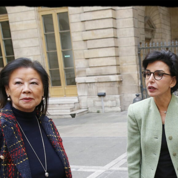 Exclusif - Rachida Dati et Jeanne d'Hauteserre (Maire du 8ème arrondissement de Paris) - Déplacement de Rachida Dati sur des thématiques liées à l'Enfance et à la Famille à Paris à l'Espace Beaujon à Paris, le 8 novembre 2019. © Alain Guizard/Bestimage