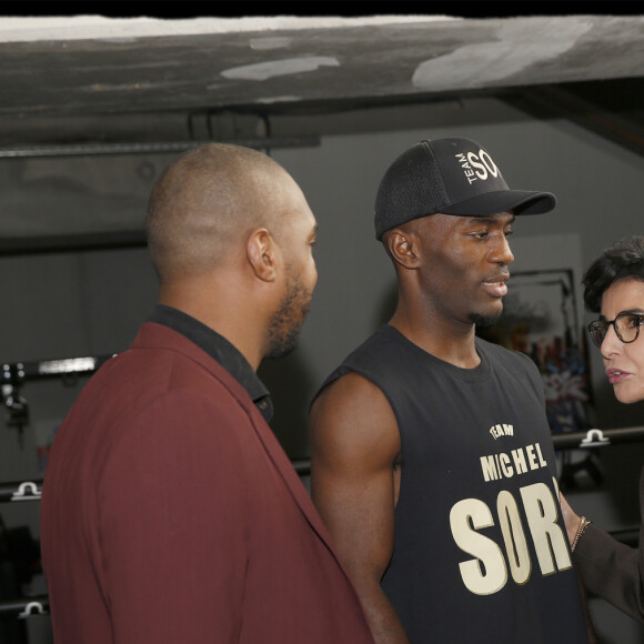 Exclusif - Michel Soro, Abdoulaye Fadiga, Rachida Dati. Rachida Dati se rend au Champion Spirit Rive Gauche pour l' entrainement de Michel Soro, détenteur de la ceinture de champion du monde des Super Welters, à 48H de son combat face à Cédric Vitu. Paris, le 13 novembre 2019. © Alain Guizard/Bestimage13/11/2019 - Paris