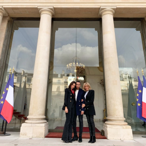 Olivier Rousteing et la réalisatrice Anissa Bonnefont ont été reçus au Palais de l'Élysée par Brigitte Macron, l'épouse du président de la République, Emmanuel Macron. Le 15 novembre 2019.