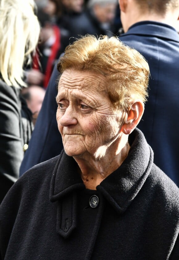 Gisèle Bardet (Femme du défunt) - Sorties des obsèques de Raymond Poulidor en l'église de Saint-Léonard-de-Noblat. Le 19 novembre 2019 © Thierry Breton / Panoramic / Bestimage