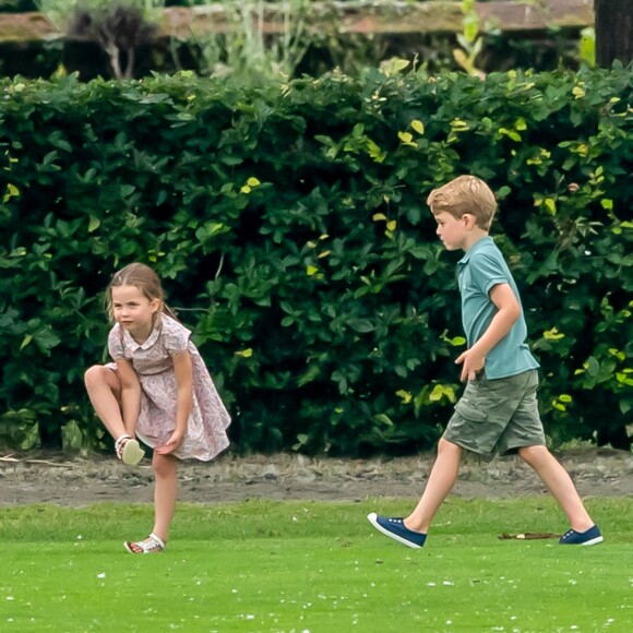 Le prince George de Cambridge et sa soeur la princesse Charlotte de Cambridge lors d'un match de polo de bienfaisance King Power Royal Charity Polo Day à Wokinghan, comté de Berkshire, Royaume Uni, le 10 juillet 2019.