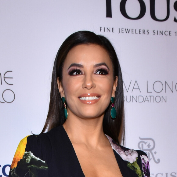 Eva Longoria assiste à la 5e soirée caritative Global Gift Gala, à l'hôtel St Regis à Mexico, le 19 novembre 2019.