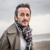 Exclusif - Michaël Cohen pose sur la plage lors du Festival du cinéma et musique de film de la Baule le 11 novembre 2019. © Guillaume Collet/Bestimage