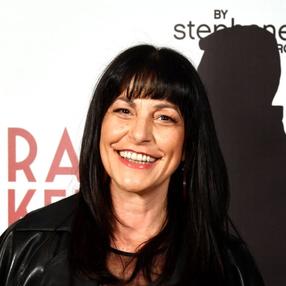 Lio - "Grace Kelly 90 Years", exposition hommage à la princesse Grace de Monaco pour le 90e anniversaire de sa naissance au Musée des Colections des voitures princières à Monaco le 18 avril 2019. L'artiste plasticien niçois Stéphane Bolongaro a investi le Musée des Colections des voitures princières à Fontvieile, avec une cinquantaine d'oeuvres de peintres et plasticiens à qui il a demandé de créer spécialement une oeuvre en hommage à la Princesse Grace. L'exposition était une surprise pour le prince. L'exposition sera ensuite ouverte au public pendant 15 jours et voyagera ensuite vers différents états des Etats-Unis demandeurs de cet hommage. © Bruno Bebert/Bestimage