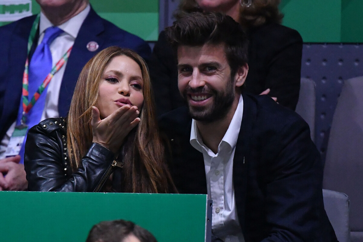 Photo : Shakira et son compagnon Gérard Piqué assistent à la finale de ...