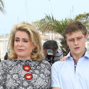 Benoît Magimel, Catherine Deneuve, Rod Paradot, Emmanuelle Bercot, Sara Forestier - Photocall du film "La tête haute" (hors compétition) lors du 68ème festival de Cannes le 13 mai 2015.