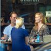 James Van Der Beek et sa femme Kimberly, enceinte, déjeunent avec des amis chez "Aharon Coffee & Roasting Co." à Los Angeles, le 24 octobre 2019.