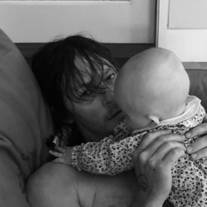 Norman Reedus et la petite fille qu'il partage avec sa compagne Diane Kruger, sur Instagram en juin 2019.