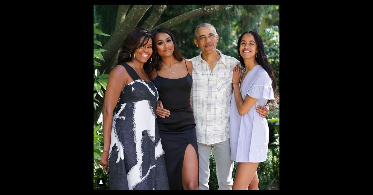 Barack Obama En Famille Sa Fille Sasha Ultra Sexy Pour Thanksgiving Purepeople