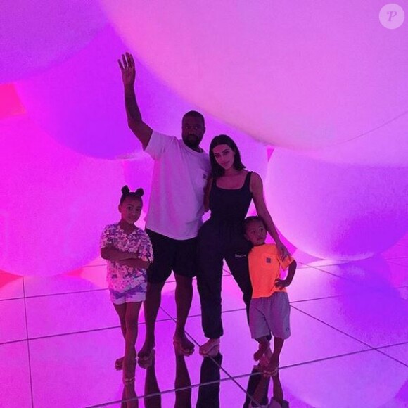 Kanye West, Kim Kardashian et leurs enfants North et Saint West au Japon. Août 2019.