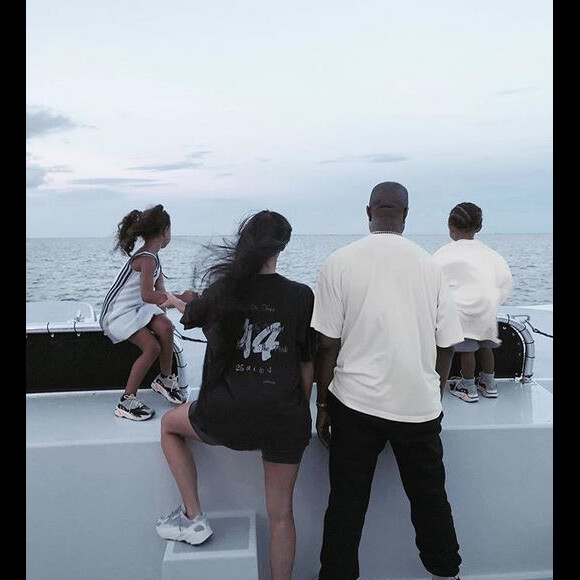 Kanye West, Kim Kardashian et leurs enfants North et Saint West. Novembre 2019.