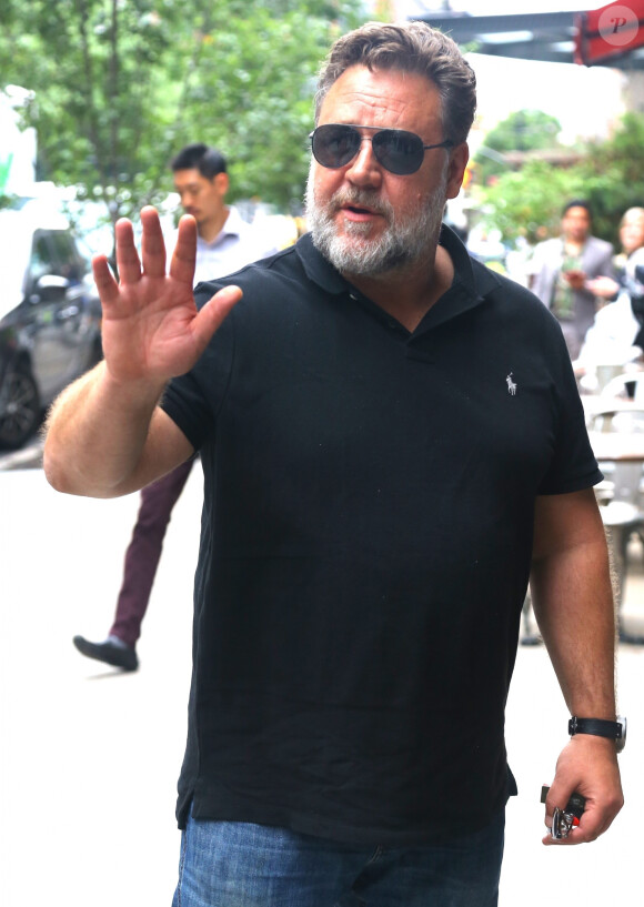 Russell Crowe se promène dans les rues de New York le 19 juin 2019.