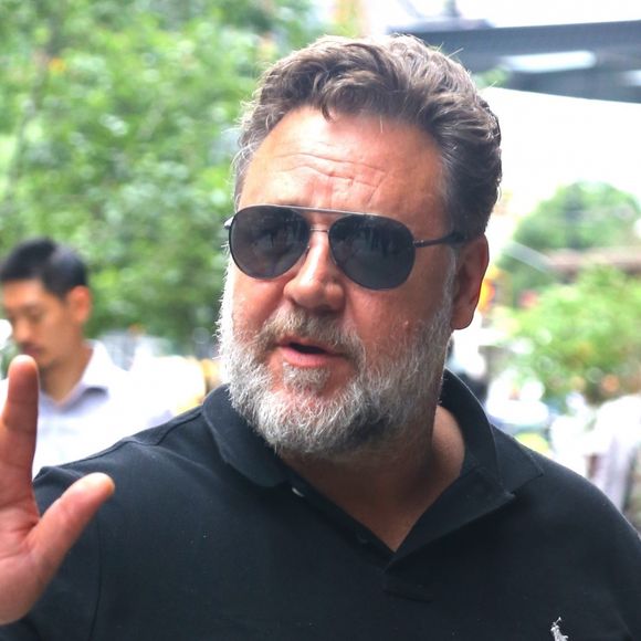 Russell Crowe se promène dans les rues de New York le 19 juin 2019.