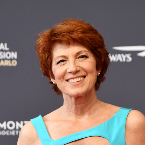 Véronique Genest lors du photocall de la soirée d'ouverture du 58ème festival de Télévision de Monté-Carlo au Grimaldi Forum à Monaco le 15 juin 2018. © Bruno Bebert / Bestimage