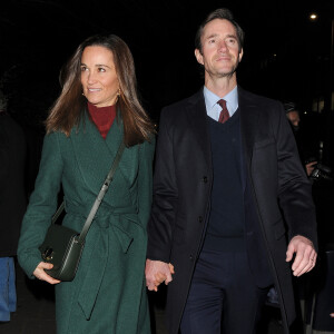 Pippa Middleton et son mari James Matthews se rendent à l'église St-Luke à Londres, le 4 décembre 2019.