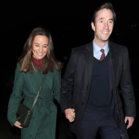 Pippa Middleton : Look de Noël élégant pour une soirée en amoureux