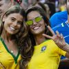 Exclusif - Carol Cabrino (femme de Marquinhos) et Izabel Goulart (la compagne de Kévin Trapp) - Célébrités dans les tribunes lors du match de coupe du monde opposant le Brésil à la Serbie au stade Otkrytie à Moscou, Russie, le 27 juin 2018.