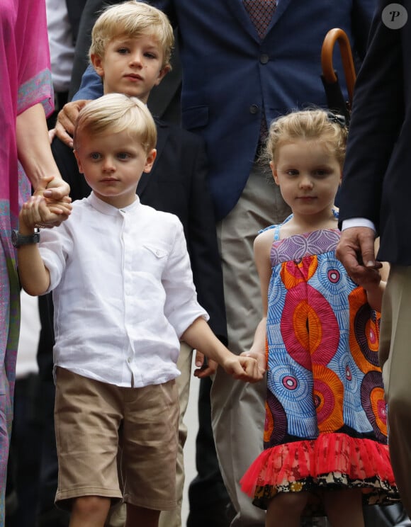 Le prince héréditaire Jacques, la princesse Gabriella durant le traditionnel Pique-nique des monégasques au parc princesse Antoinette à Monaco le 6 septembre 2019. Cette année, l'événement a du être légérement raccourci à cause de la pluie, la famille princière était entourée par Monseigneur Barsi, le maire de Monaco M. Georges Marsan, par leurs cousins Jean-Léonard de Massy, son fils Melchior et Mélanie De Massy. © Claudia Albuquerque/Bestimage