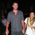 Liam Hemsworth et Miley Cyrus vont dîner au restaurant