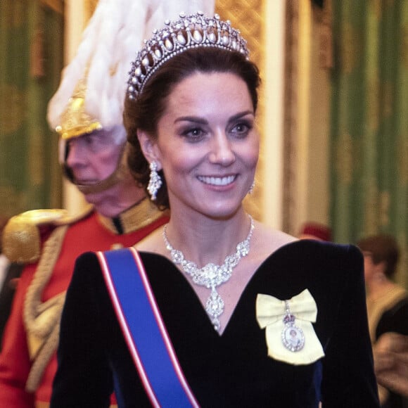 Kate Middleton, duchesse de Cambridge - La reine Elisabeth II d'Angleterre reçoit les membres du corps diplomatique à Buckingham Palace, le 11 décembre 2019.