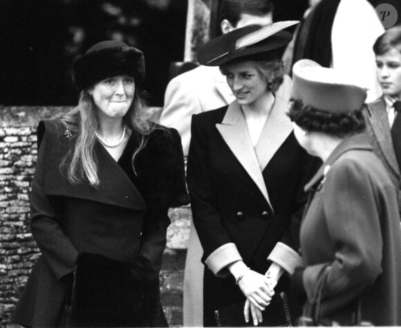 Diana, Sarah Ferguson et la reine Elizabeth - Messe de Noël à Sandringham, 1988.