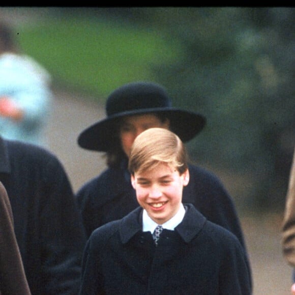 Diana et son fils le prince William - Messe de Noël à Sandringham, 1994.