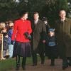 La princesse Anne, le prince Andrew, le prince Philip, le prince Charles et ses fils William et Harry - Messe de Noël à Sandringham, 1996.
