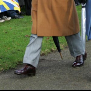 Le prince Charles, son épouse Camilla, le prince Harry et son frère le prince William à Sandringham pour la messe de Noël en 2005.