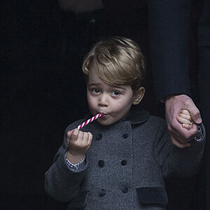 Le prince George de Cambridge à Englefield, Berkshire, le 25 décembre 2016 - Cette année, le duc et la duchesse de Cambridge n'ont pas rejoint le reste de la famille royale britannique à Sandringham. Ils ont réveillonné chez les Midlleton.