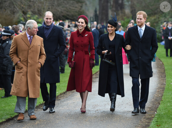 Le prince Charles, le prince William et Kate Middleton, Meghan Markle et le prince Harry à la messe de Noël de Sandringham le 25 décembre 2018.