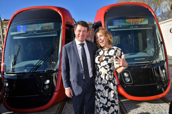 Christian Estrosi, le maire de Nice, et sa femme Laura Tenoudji Estrosi participent à l'inauguration de la ligne 2 du tramway sur le quai Napoléon 1er, à Nice le 14 décembre 2019. © Bruno Bebert / Bestimage