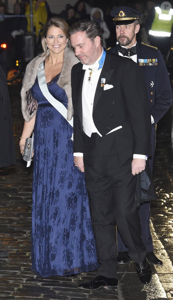 La princesse Madeleine de Suède (enceinte) et Christopher O'Neill (Chris O'Neill) - La famille royale de Suède lors de la soirée annuelle d'Académie Suédoise à Stockholm, Suède, le 20 décembre 2017.