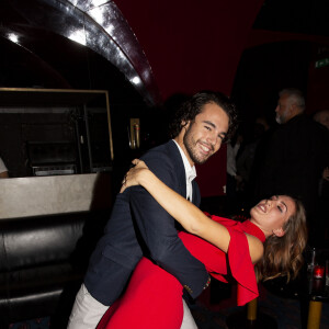 Anthony Colette (directeur artistique de la vodka "Touché") et Anaïs Riera lors de la soirée de lancement de la vodka "Touché" au restaurant Castel à Paris, France, le 26 septembre 2019. © Jack Tribeca/Bestimage