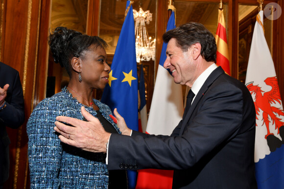 Exclusif - Surya Bonaly reçoit les Insignes de Chevalier dans l'Ordre de la Légion d'Honneur par le maire de Nice, Christian Estrosi, dans les salons du Musée Masséna. Nice, le 13 décembre 2019. © Bruno Bebert / Bestimage