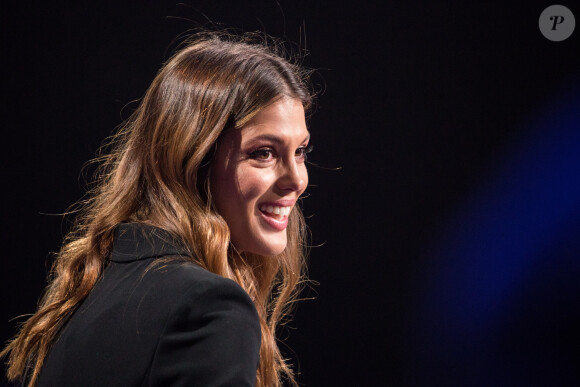 Exclusif - Iris Mittenaere - Enregistrement de l'émission "La boite à secrets" N°2, présentée par F.Bollaert, et qui sera diffusée le 20 décembre sur France 3 en prime time. Le 8 octobre 2019 © Tiziano Da Silva / Bestimage