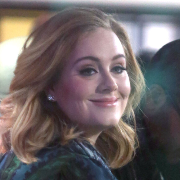 La chanteuse Adele sur le plateau du "Today Show" à New York le 25 novembre 2015.