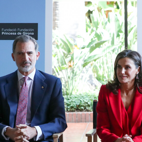 Le roi Felipe VI et la reine Letizia d'Espagne, la princesse Leonor et l'infante Sofia d'Espagne lors de la 10e édition des prix de la Fondation Princesse de Gérone à Barcelone le lundi 4 novembre 2019.