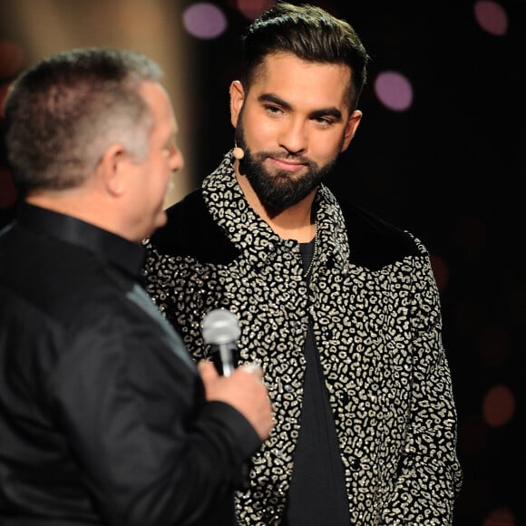 Exclusif - Kendji Girac et son père Paul Maille - Surprises - Enregistrement de l'émission "La Chanson secrète 4", qui sera diffusée le 4 janvier 2020 sur TF1, à Paris. Le 17 décembre 2019 © Gaffiot-Perusseau / Bestimage