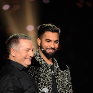 Exclusif - Kendji Girac et son père Paul Maille - Surprises - Enregistrement de l'émission "La Chanson secrète 4", qui sera diffusée le 4 janvier 2020 sur TF1, à Paris. Le 17 décembre 2019 © Gaffiot-Perusseau / Bestimage