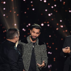 Exclusif - Kendji Girac, son père Paul Maille et Ginette Reno, Nikos Aliagas - Surprises - Enregistrement de l'émission "La Chanson secrète 4", qui sera diffusée le 4 janvier 2020 sur TF1, à Paris. Le 17 décembre 2019 © Gaffiot-Perusseau / Bestimage