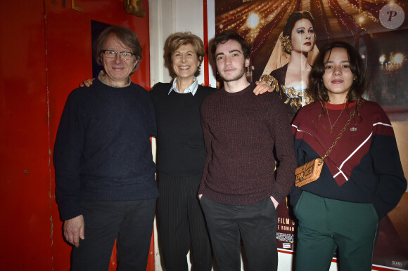 Les acteurs Eric Borgen, Marie Boissard, Sohan Pague et Marguerite Thiam-Donnadieu lors de l'avant-première du film "Lavande" au cinéma Mac-Mahon à Paris, France, le 4 janvier 2020. © Giancarlo Gorassini/Bestimage
