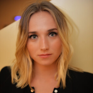 Chloé Jouannet - Rencontre avec l'équipe du film "Banlieusards" au Forum des Halles à Paris le 13 octobre 2019. © Veeren/Bestimage
