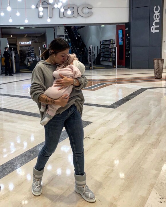Anaïs Camizuli avec sa fille Kessi, le 4 janvier 2020, sur Instagram