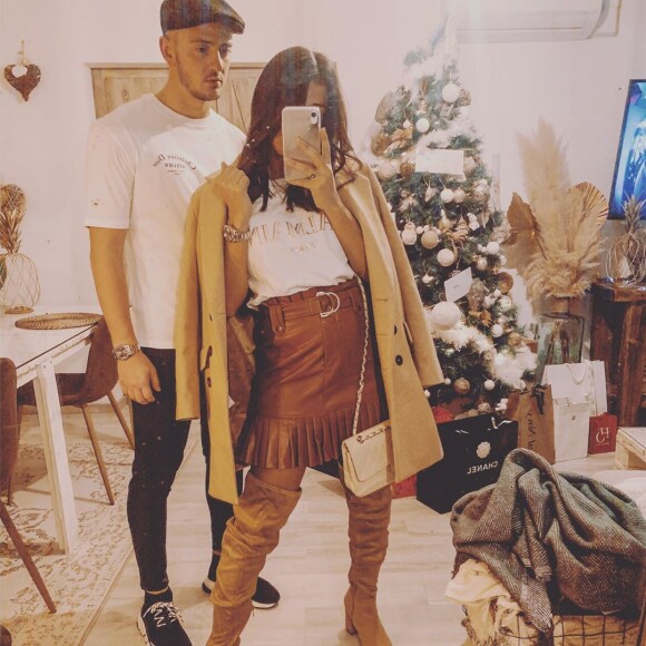 Manon Camizuli avec son petit ami, le 24 décembre 2019, sur Instagram