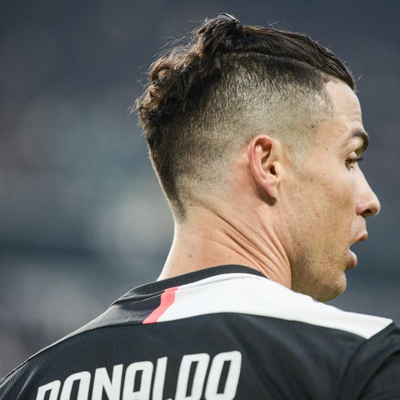 Cristiano Ronaldo lors du match du championnat d'Italie de football Serie A, opposant la Juventus de Turin au Cagliari Calcio Calcio au stade Allianz à Turin, Italie, le 6 janvier 2020. La Juventus a gagné 4-0.
