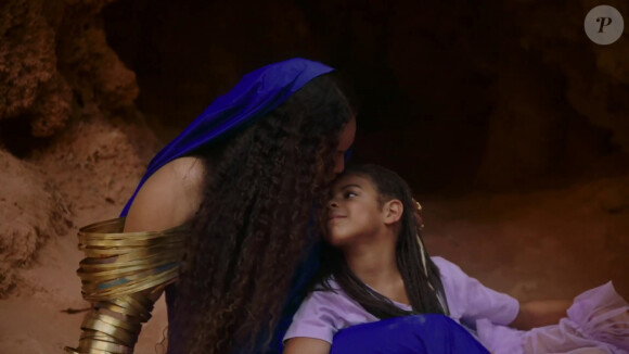 Beyoncé et sa fille Blue Ivy dans les clips vidéos de "Spirit" et "Bigger" du nouveau film "Le Roi Lion". Le 20 juillet 2019.