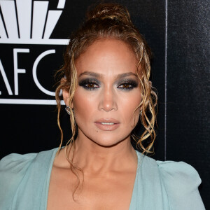 Jennifer Lopez à la cérémonie de remise des prix LAFCA "2020 Los Angeles Critics Association" à l'hôtel InterContinental Los Angeles Century City à Los Angeles, le 11 janvier 2020.  Los Angeles, CA - Celebrities at the 2020 Los Angeles Critics Association (LAFCA) Awards Ceremony at the InterContinental Los Angeles Century City. on January 11th 2020.11/01/2020 - Los Angeles